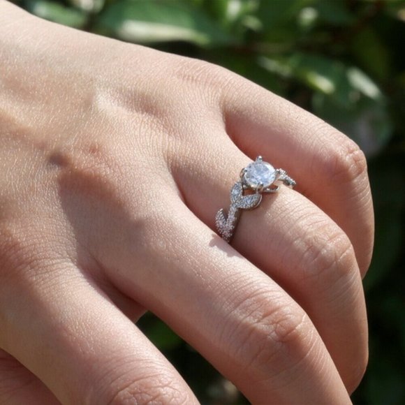 New 925 Silver White Sapphire Ring - Picture 4 of 4